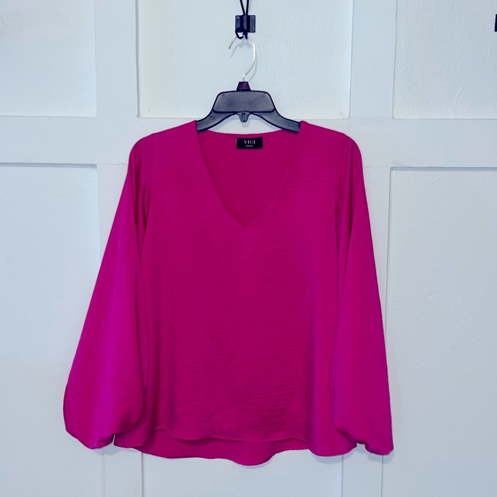 Vici Pink Women’s Tyche Bubble Sleeve Blouse Size Small